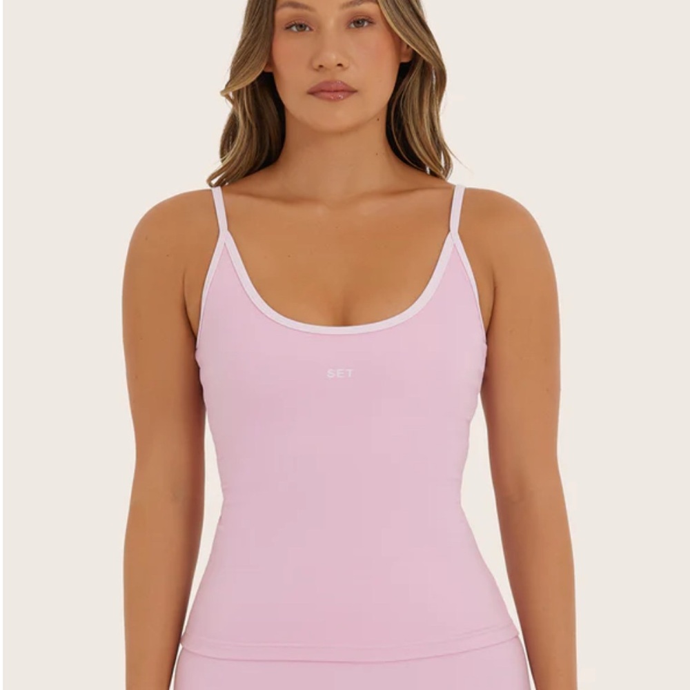 SOLD OUT LIMITED EDITION SET Active Pink Tank Top Seamless Scoop Neck